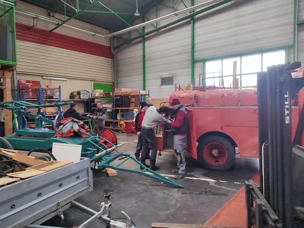 camion Berliet rénovation 8