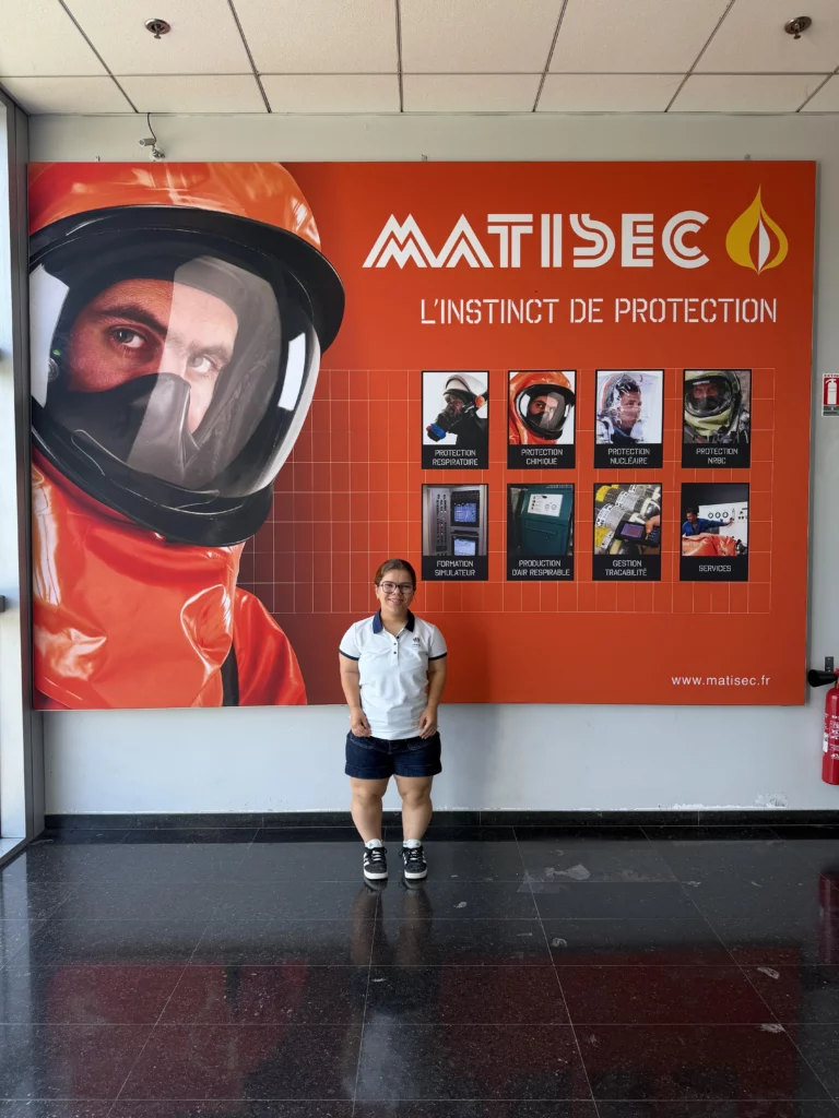 Amélie Mongenot dans les locaux MATISEC